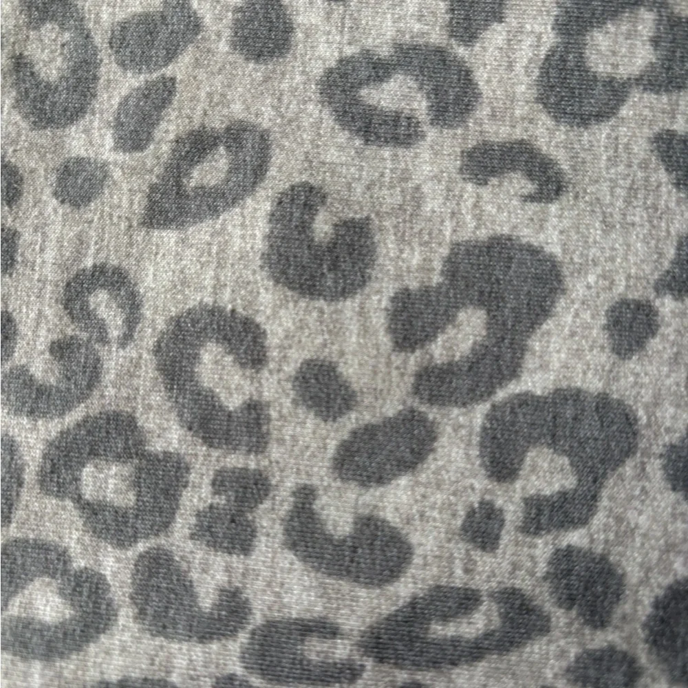 NWT Splendid Women’s Leopard Print Pajama Top & Bottom Set Size XL